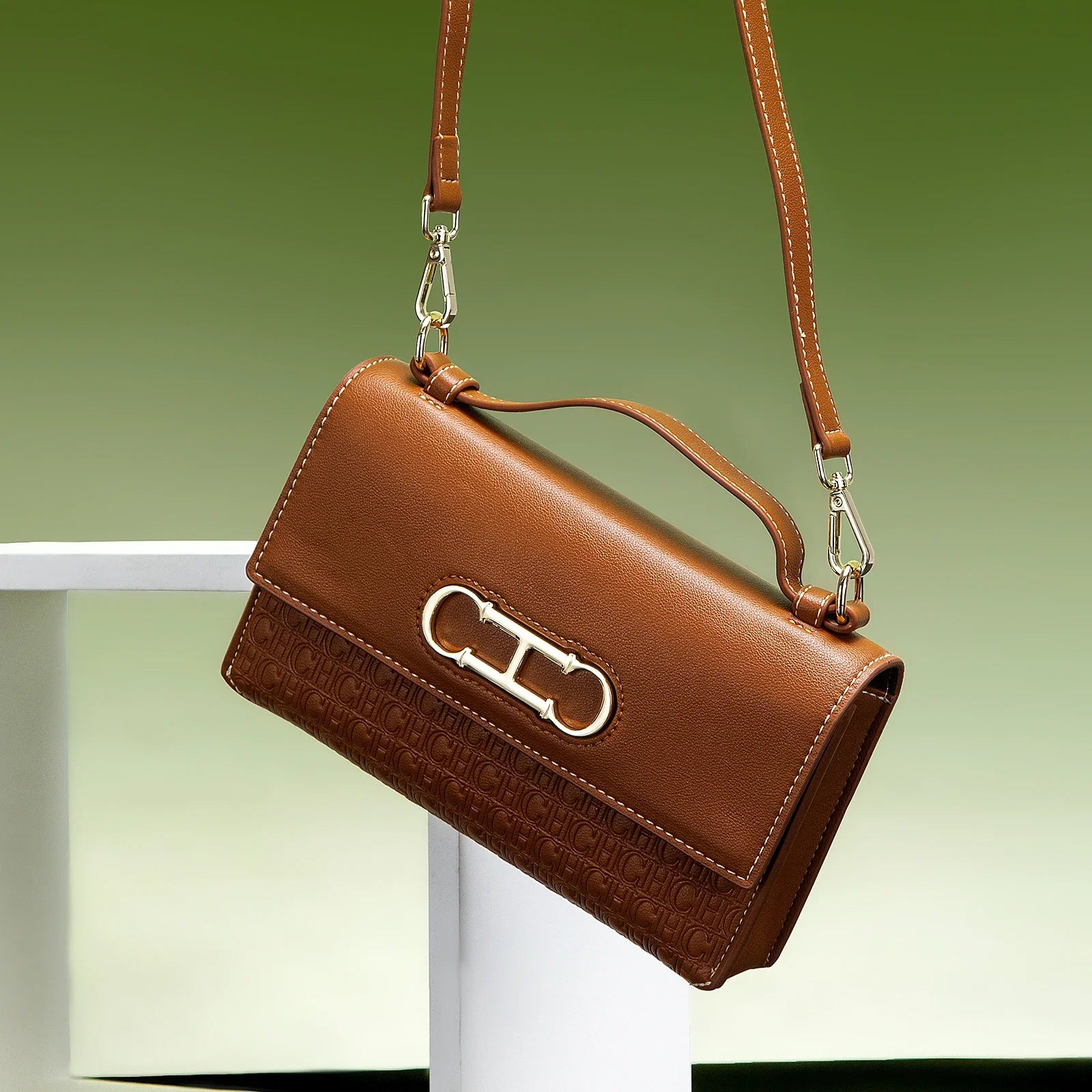 CH Designer Bag – Chic Letter Print Leather Handbag